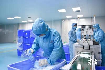 紧急“跨界” 纸尿裤企业转产口罩，四天产能飙升四十倍